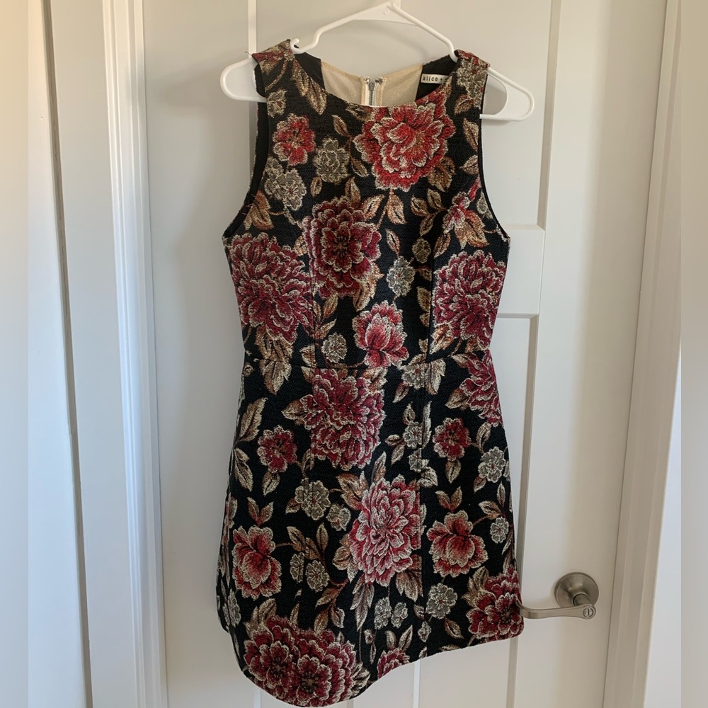 Alice + Olivia. Size 6. Floral, gold stitched mini dress.